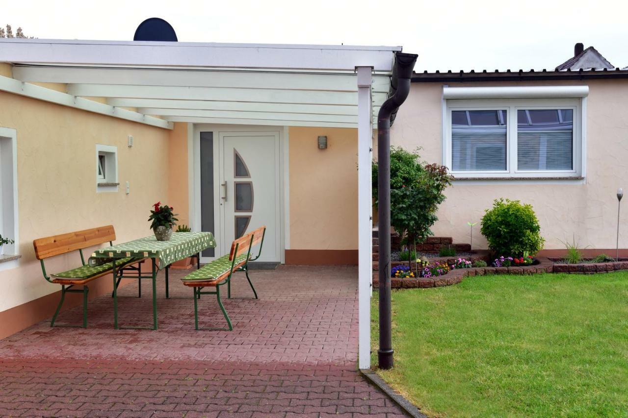Annis Wohnschloesschen Lägenhet Mainhausen Exteriör bild